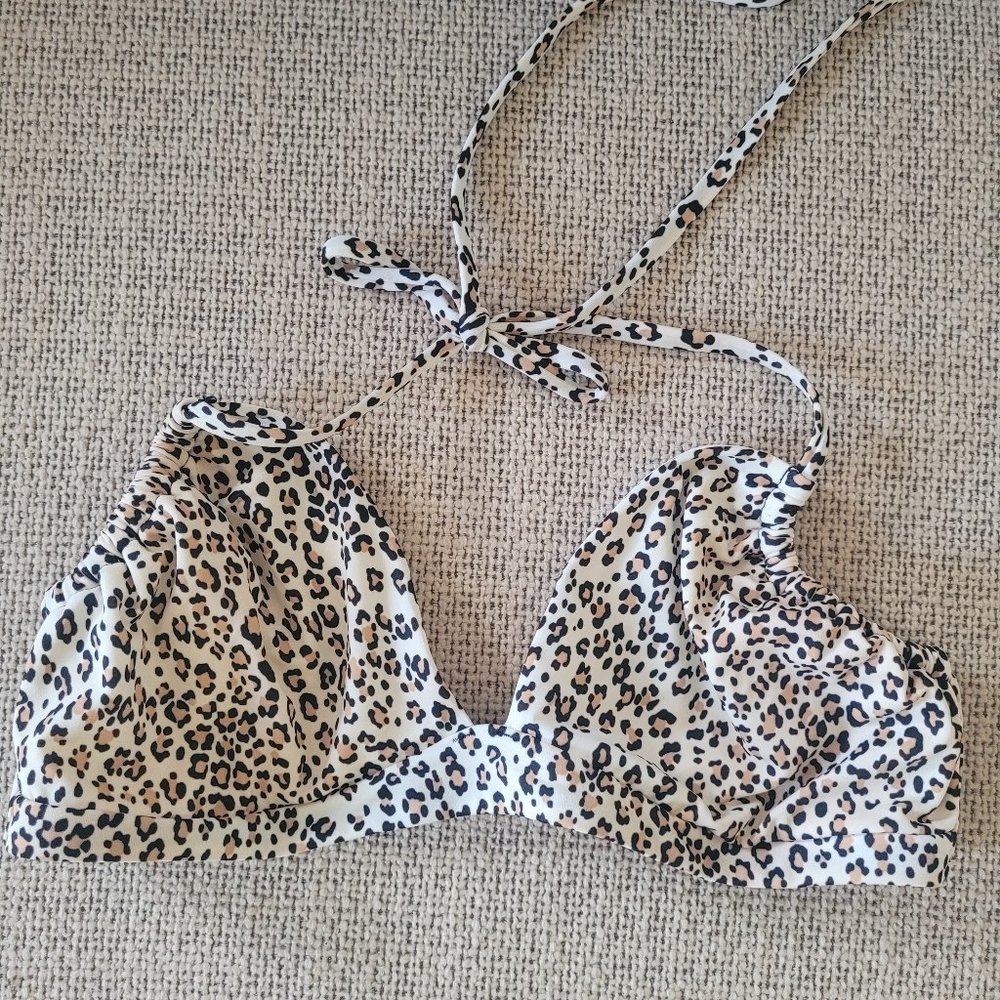 Victoria Secret leopard print bikini top SzL